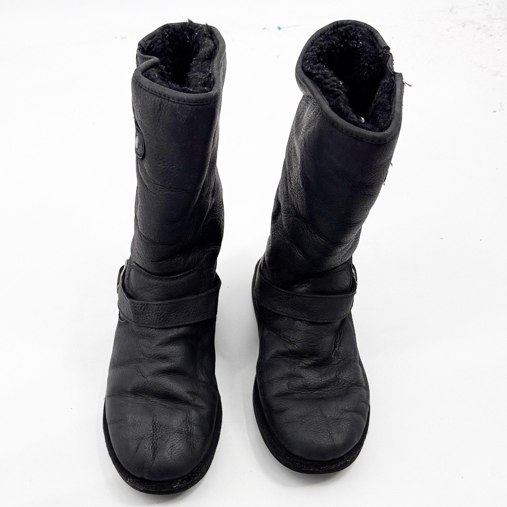 UGG Kensington Black Leather Shearling Lined Biker Buckle Boots 1005374 Womens 9